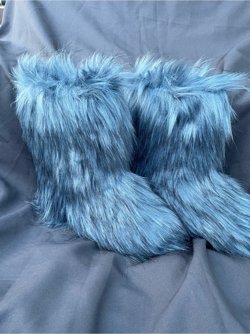 Plush Blue Faux Fur Booties